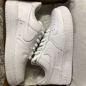 All White Nike Air Force 1s #Brandnew